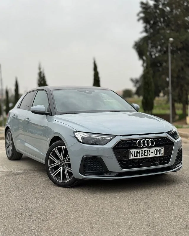 Audi A1 en location à Baba Hassen